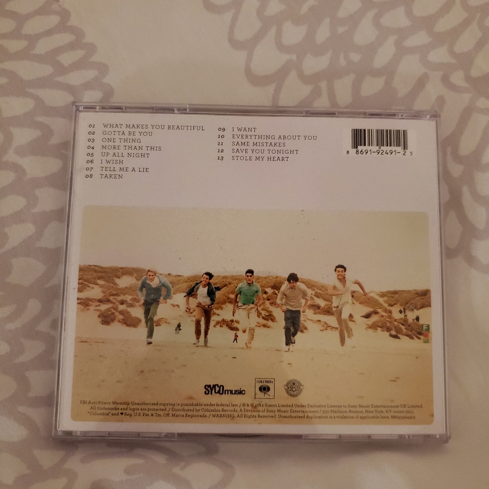 One Direction - Up All Night CD Album - Picture 2 of 3